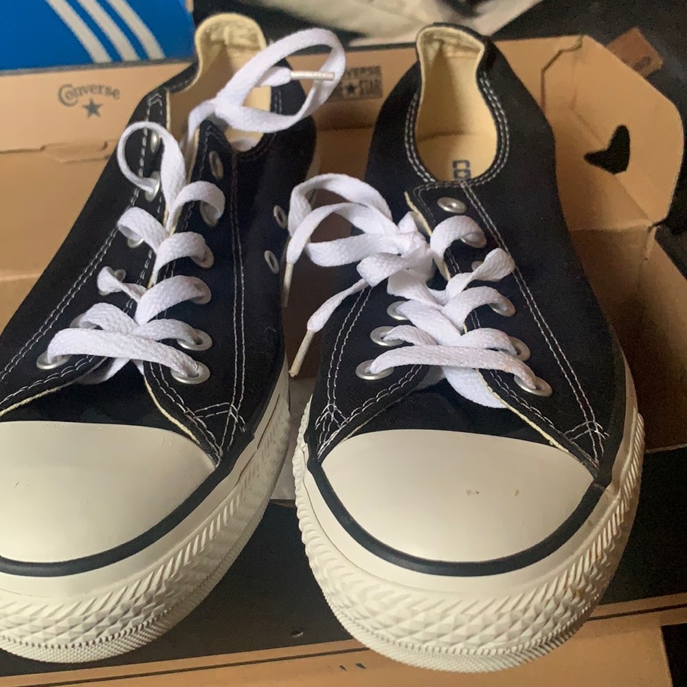 Converse side 8